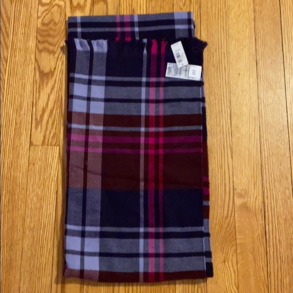 GAP Fleece Scarf